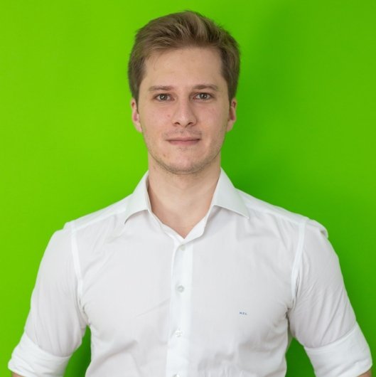 Dr. Henrique Simonsen Lunardelli