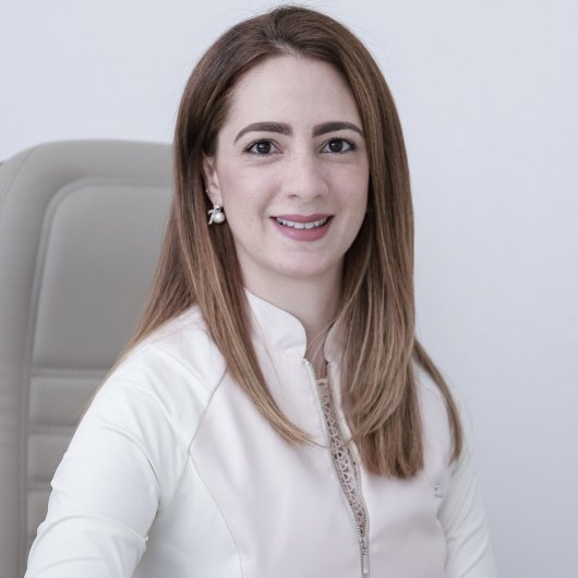 Dra. Flávia Bueno da Fonseca