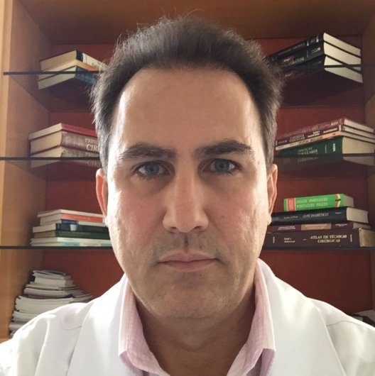 Dr. Fábio Mesquita de Souza