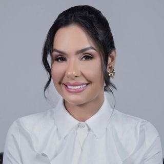 Dra. Solayne Silva Alves