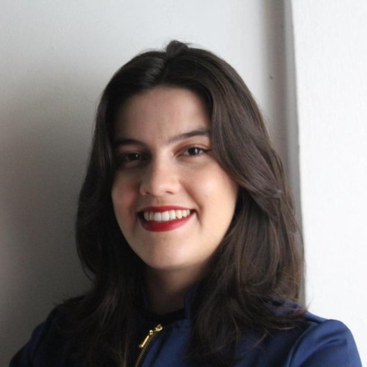 Dra. Camila Medeiros Moraes Pereira