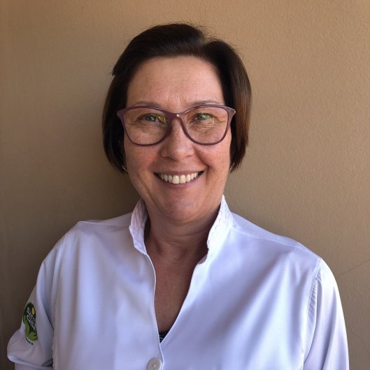 Dra. Elaine Conceição Bueno de Souza