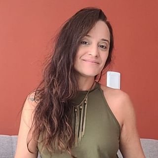 Andressa Ferrarezi