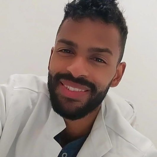 Dr. Matheus Sousa