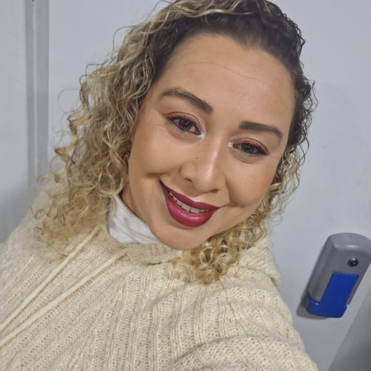 Jaqueline Elisa Carvalho Lourenço