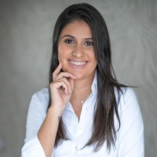 Gisele Maria Guimarães e Cavalcanti