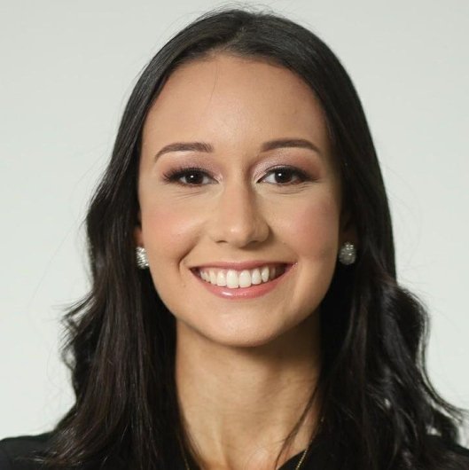 Dra. Bruna Brito
