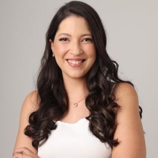 Dra. Nathassia Mamona Alves