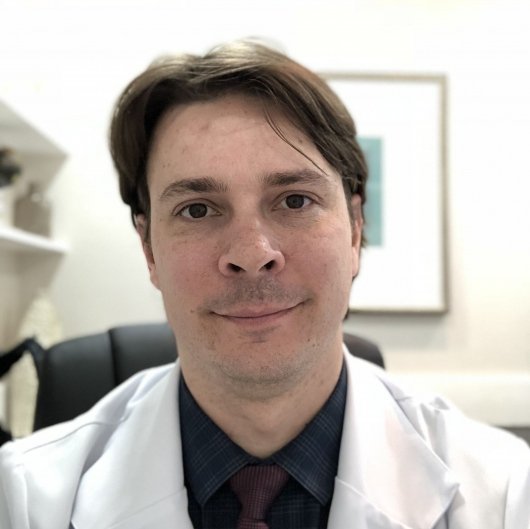 Dr. Eduardo Paulino