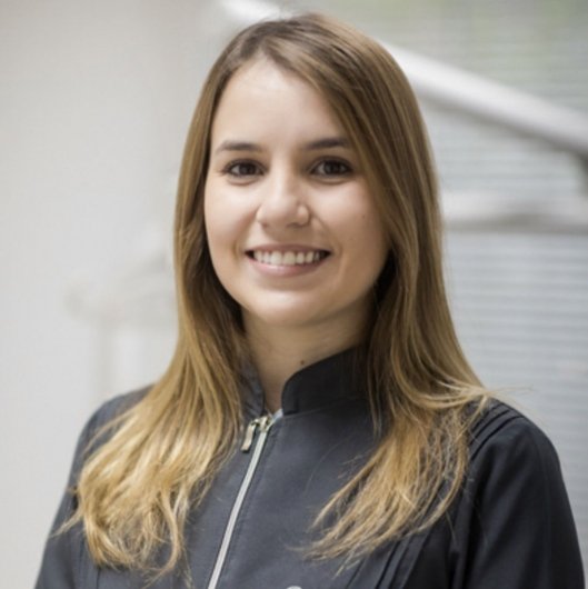 Dra. Marina Kossatz Menezes Alves