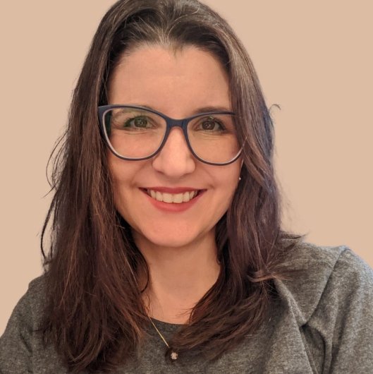 Prof. Bruna Descovi da Silva