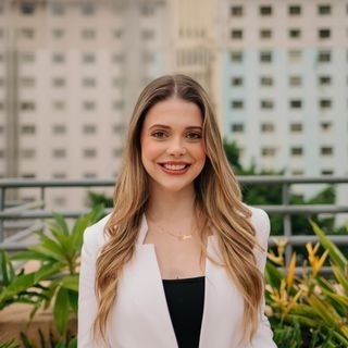 Dra. Ana Campos Pires