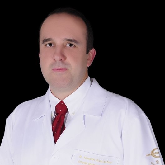 Dr. Alessandro Souza de Faria