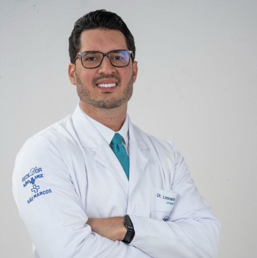 Dr. Leonardo Gomes