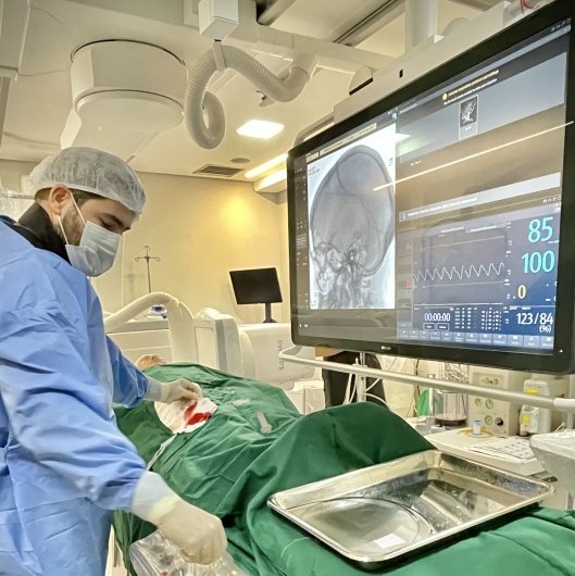 Dr. Thiago Calzada