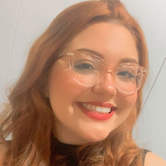 Dra. Monique Ribeiro