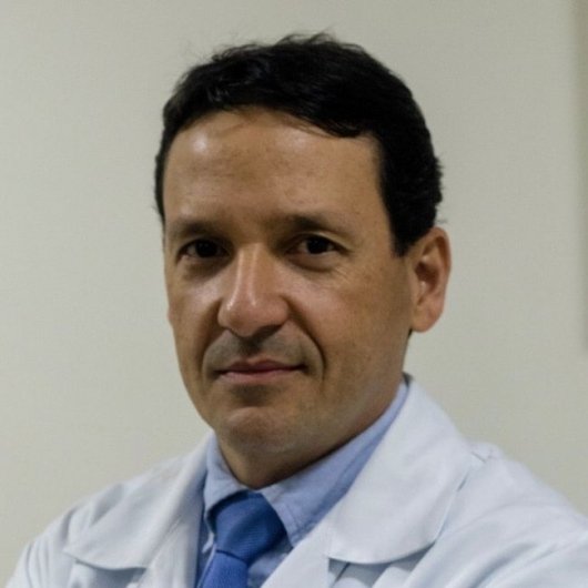 Dr. Luis Gustavo Prata Nascimento