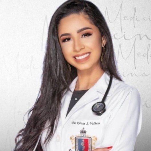 Dra. Rianne Soares Valério