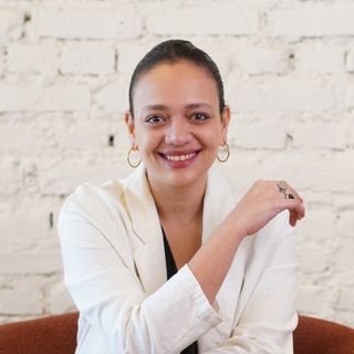 Dra. Larissa Maria Nacif Campos