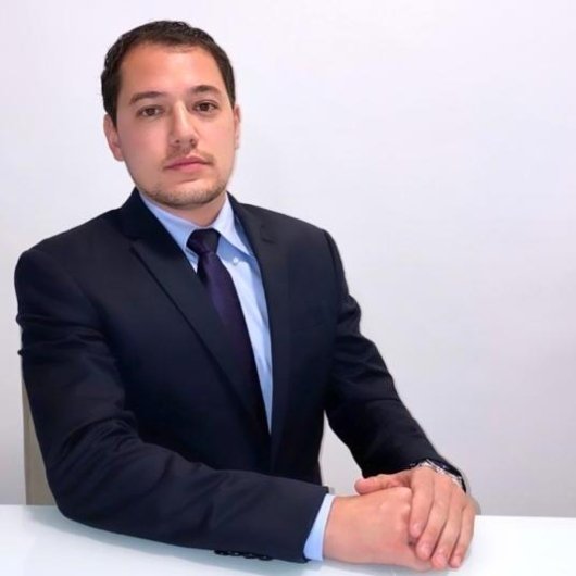 Dr. Fabricio Golono Kaminagakura
