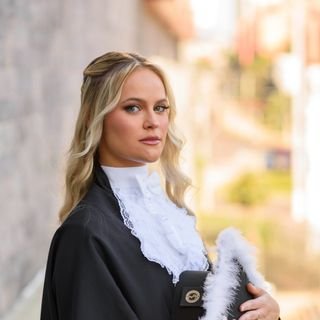Dra. Bruna Klering Barros