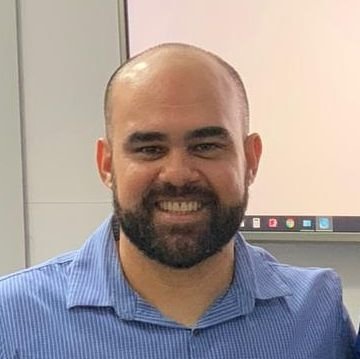 Dr. Mauricio Darzé