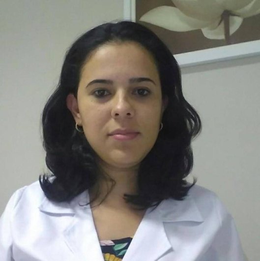Dra. Daiane Campos Nascimento