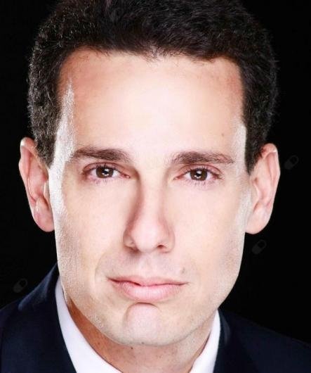 Dr. Sergio Levy