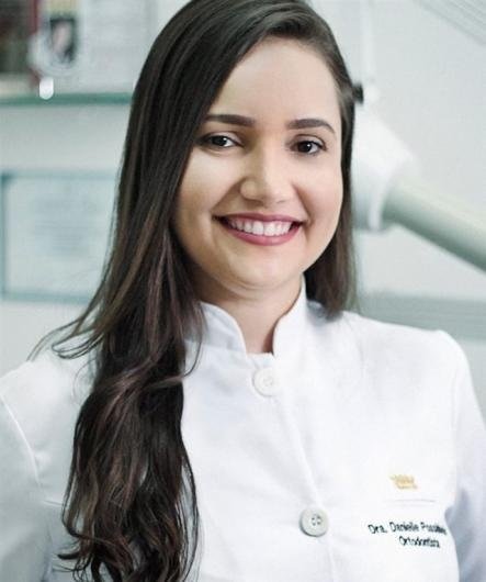 Dra. Danielle Possidonio Cardoso