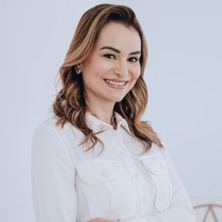 Dra. Fernanda Giacomello
