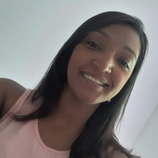 Dra. Aline Guimarães