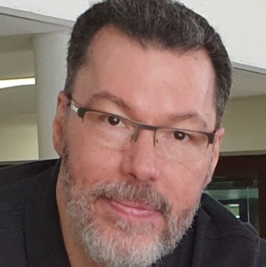 Dr. Antonio Filipe Caldas