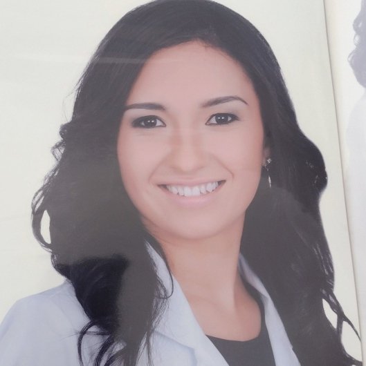 Dra. Cinthia Lorena de Almeida e S. Veras