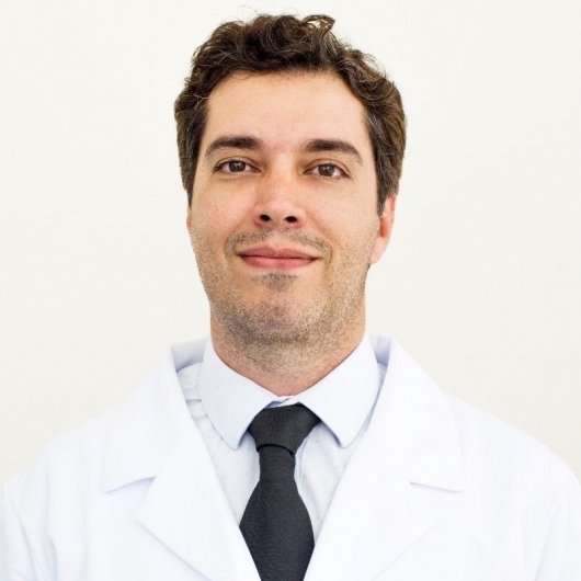 Dr. Roberto De Mattos Coelho
