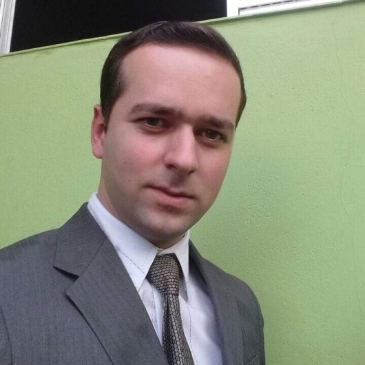 Dr. Renan Fehrer