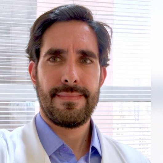 Dr. Milton Barros