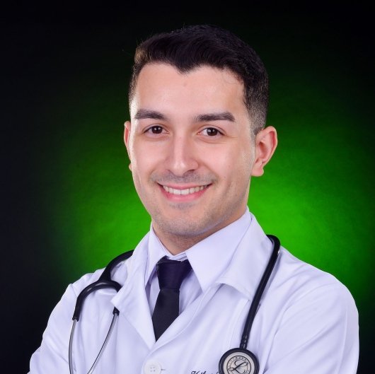 Dr. Matheus Silveira