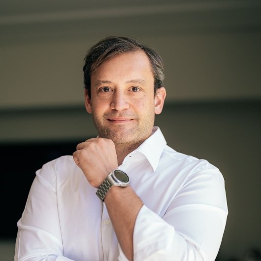 Dr. André Villela
