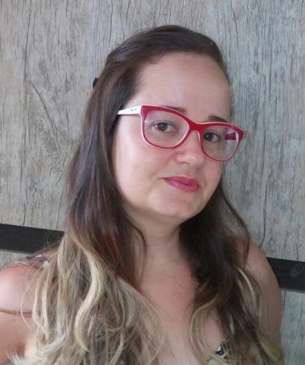 Ana Cláudia Lopes Santana Silva