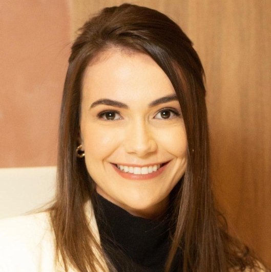 Dra. Carolina Silva Rodrigues