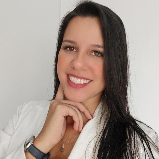 Alline Medeiros