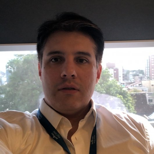 Dr. Flavio Aranovich