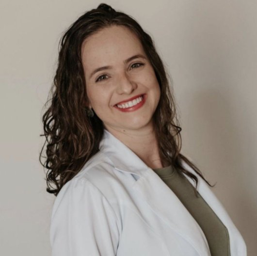 Dra. Greice de Campos Oliveira
