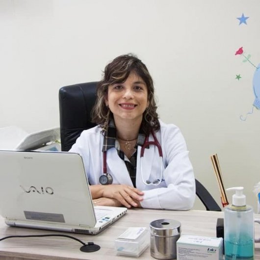 Dra. Janaina Margutti dos Santos Maschion