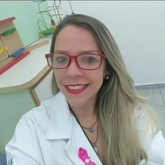 Elaine Passos de Araújo