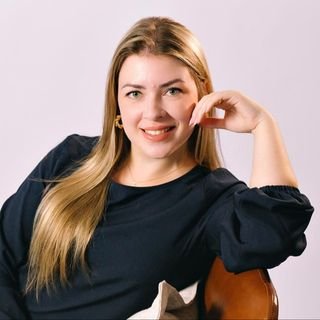 Mariane Weller Velasco Lima