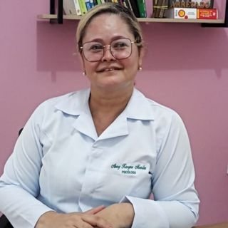 Dra. Anny Karyne Mendes