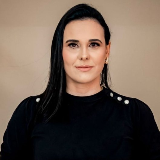 Dra. Tatiani Sfalsim
