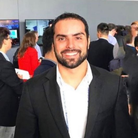 Dr. Marcelo Pena