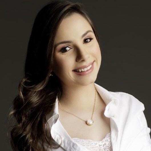 Dra. Edlana Guimarães